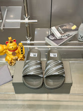 China Replica Balenciaga Women Shoes 30usd Only